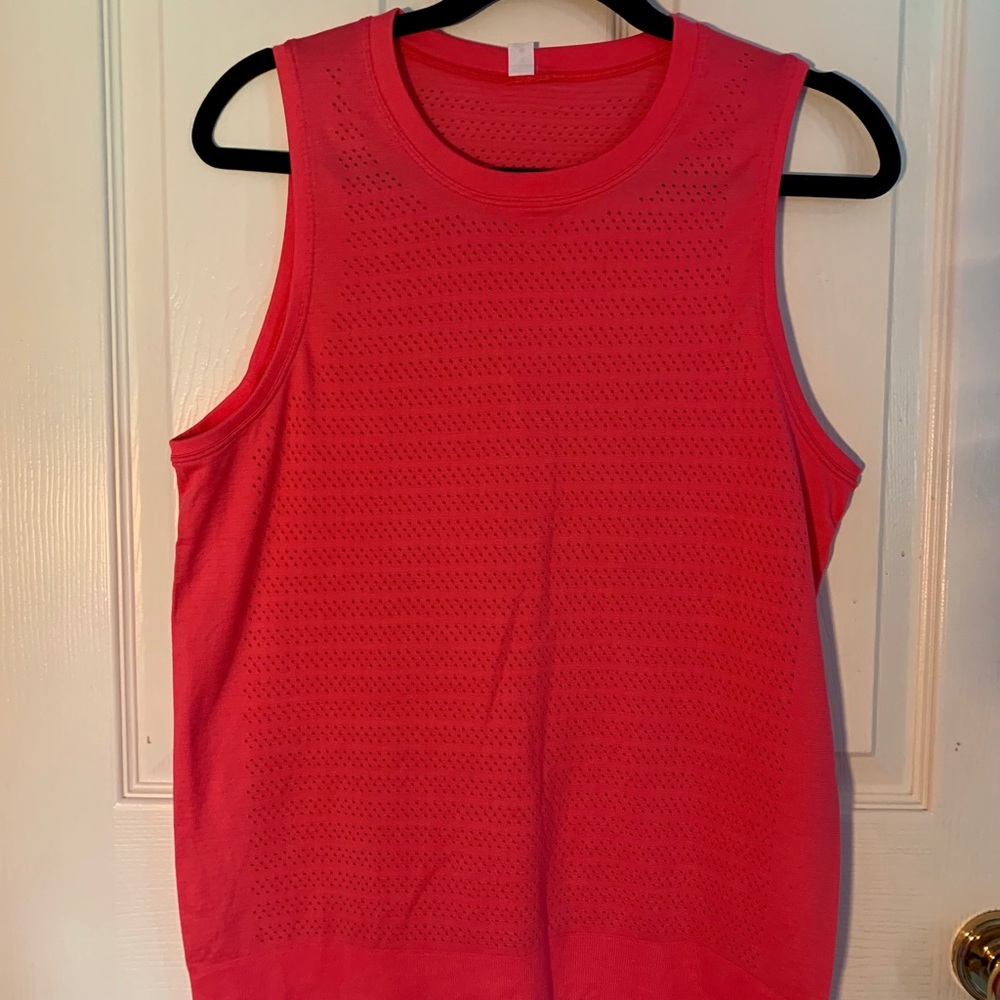 NEW LULULEMON TRAIN TO BE TANK TOP - MAGENTA